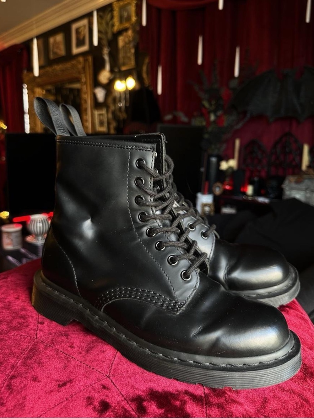 Dr. Martens 1460 Mono Boots